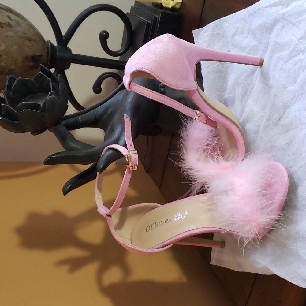 NEW DELEVENTH Pink Fuzzy Sandals Open Toe Stilettos Size UK 36-USA 6 - Picture 2 of 5